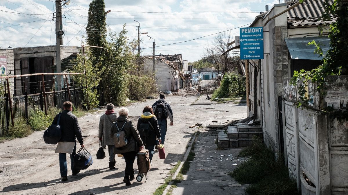 Fotky: Ani osvobození nepřineslo Ukrajincům úplnou úlevu
